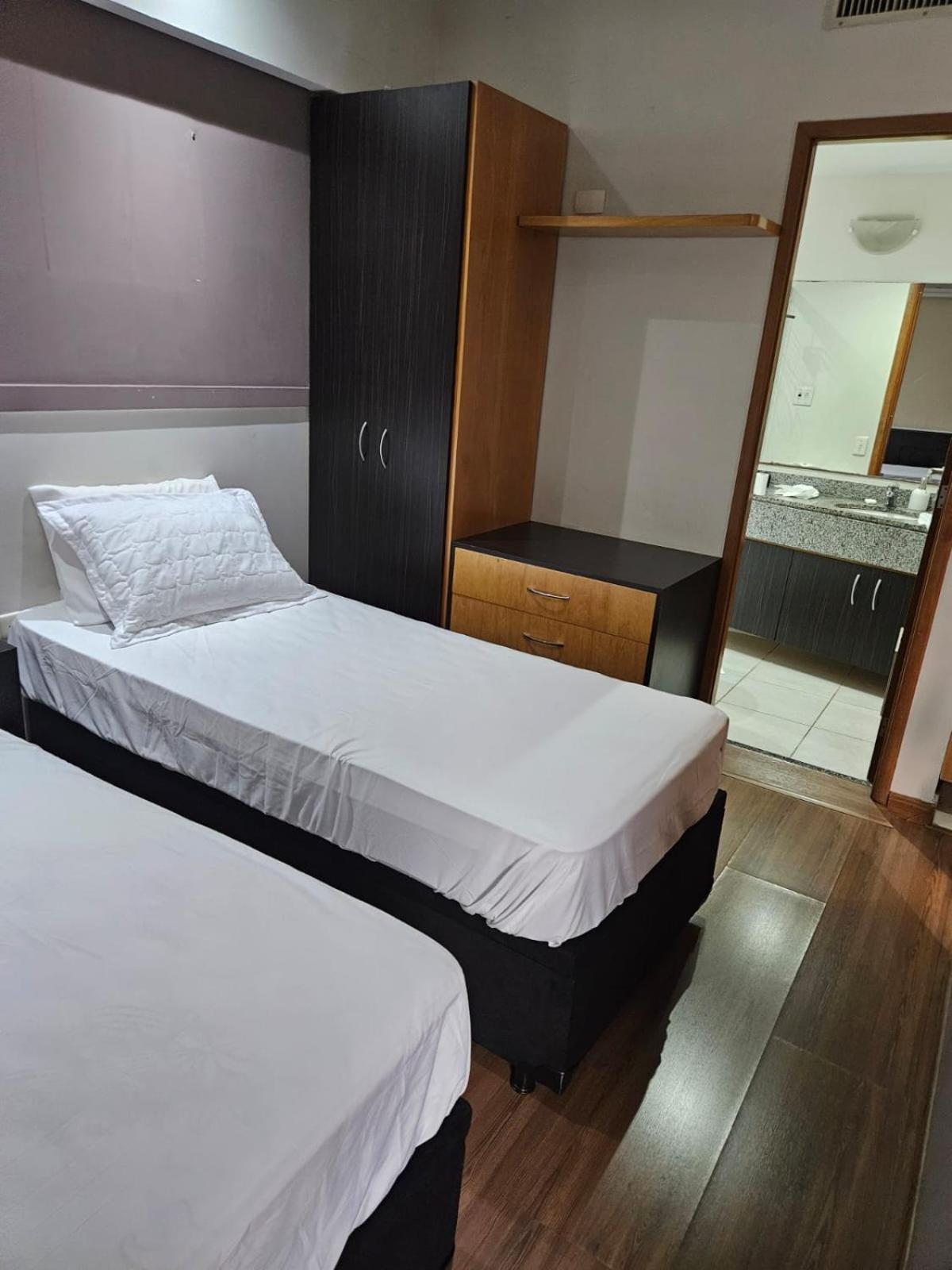 Flat Em Na Bela Vista R Maestro Cardim * São Paulo